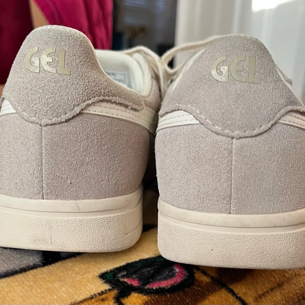 ASICS‎ Cream Men’s Leather Shoes Sz 9.5